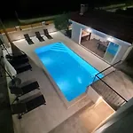 Kuca Za Odmor Feniks