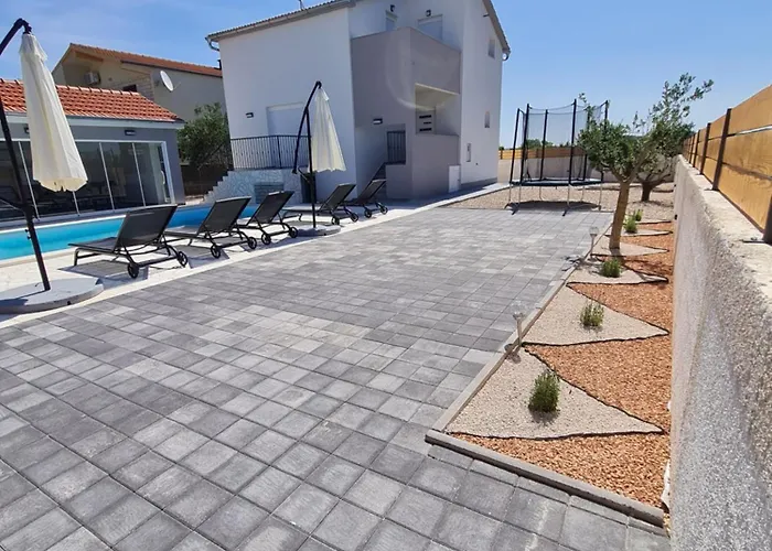 Villa Kuca Za Odmor Feniks Polača