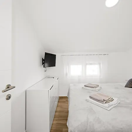 Kuca Za Odmor Feniks *