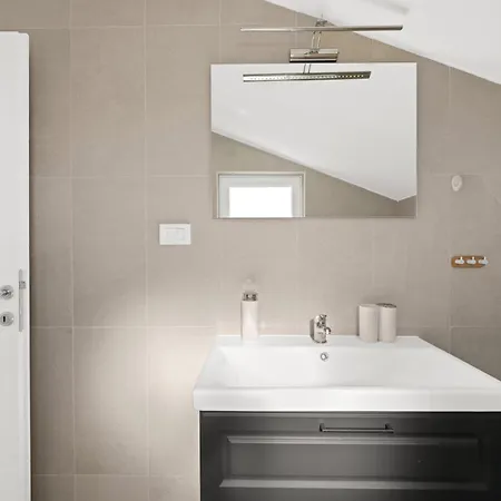 Kuca Za Odmor Feniks